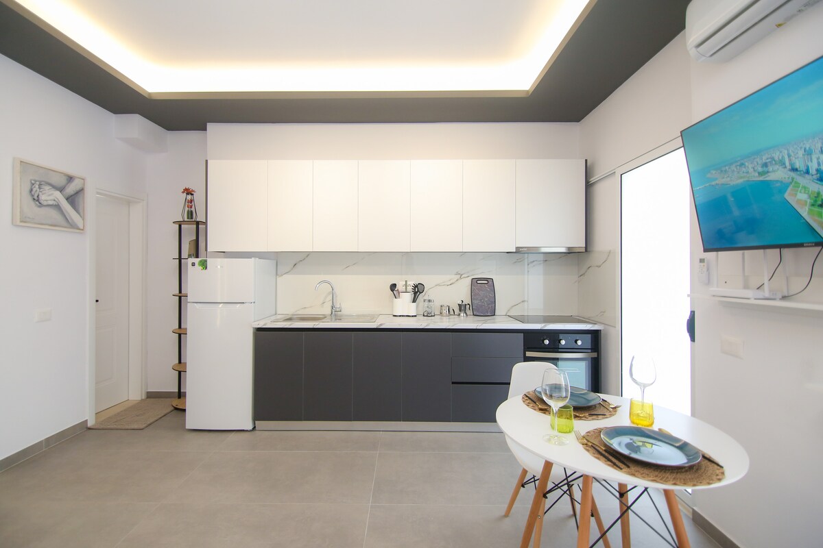 Listing 1445105752102164071