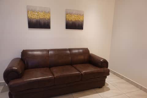 Popular Airbnb listing: Ceiling Centro Histórico Cuu 3 in Chihuahua