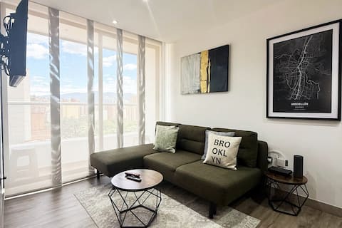 Top Airbnb: New and Modern Apartment! in La Candelaria