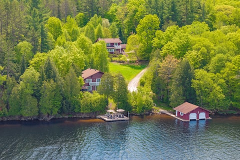 Charming Lakehouse and Farmhouse on Lake Cecebe