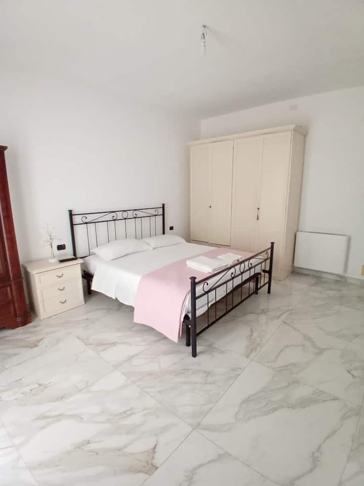 Valentina Guesthouse - Cagliari