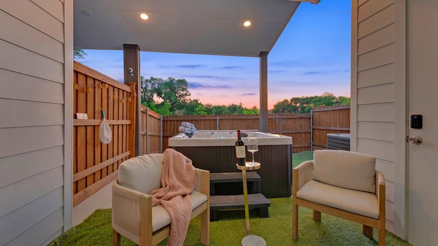 3BR HotTub, Games, Spa Energy