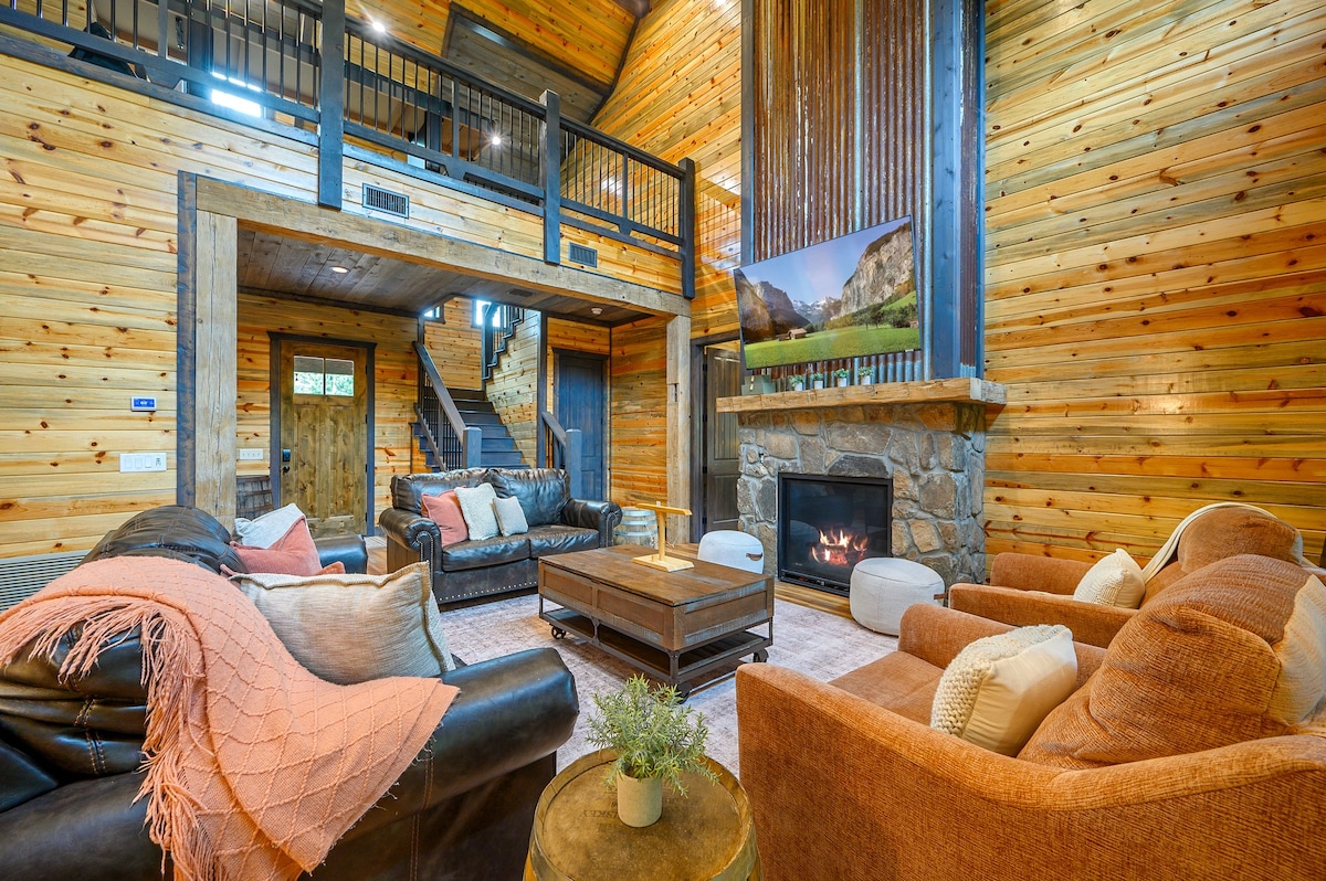 Moonshine Mountain photo 3