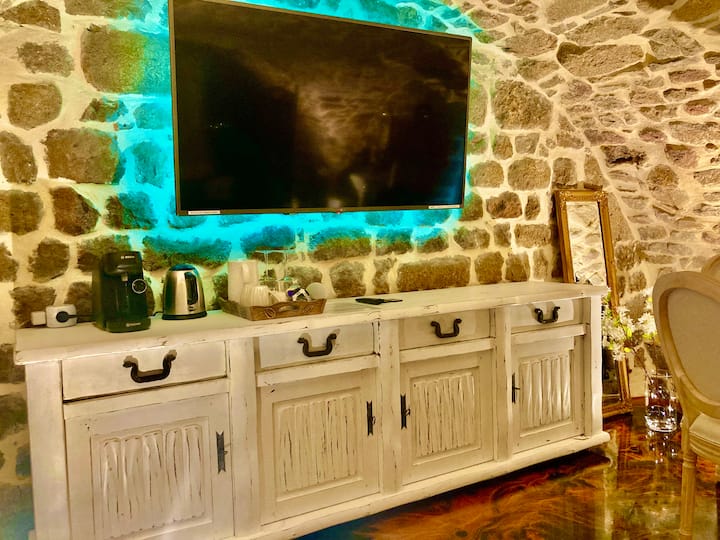 Domaine L'esquiròu - L'insolite Pallas - Antraigues-sur-Volane