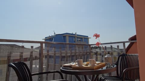 Top performing Airbnb: Interno 12 · A bright retreat among the rooftops in San Benedetto Del Tronto