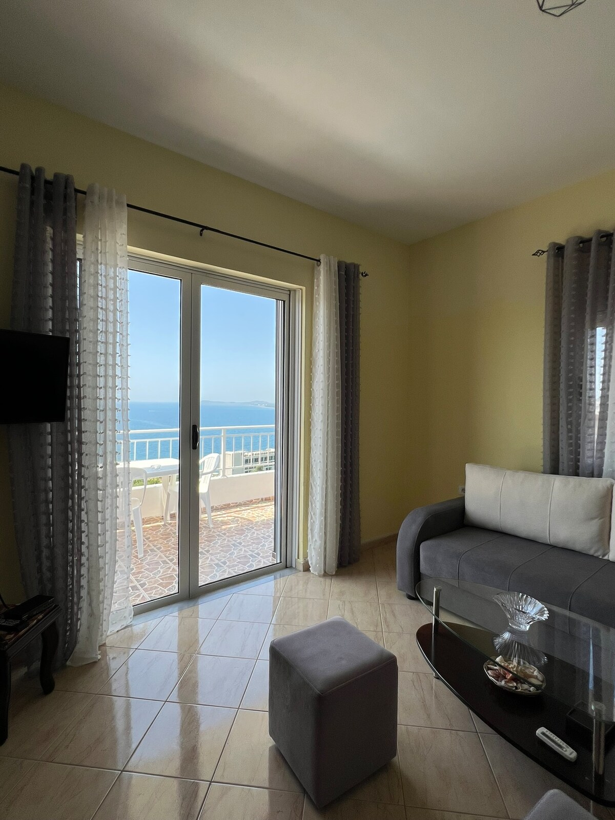 Listing 1445721635936102467