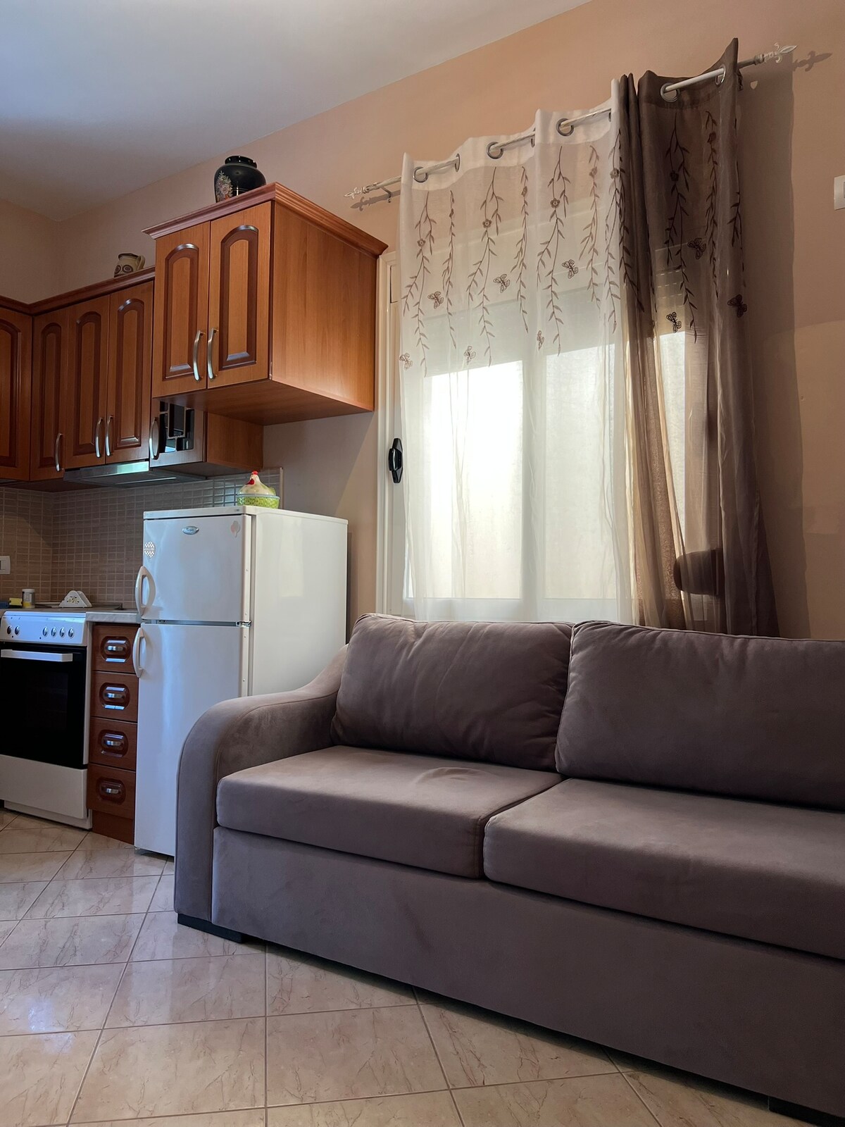 Listing 1445737429628608843