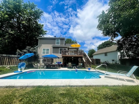 Entertaining home with a view!