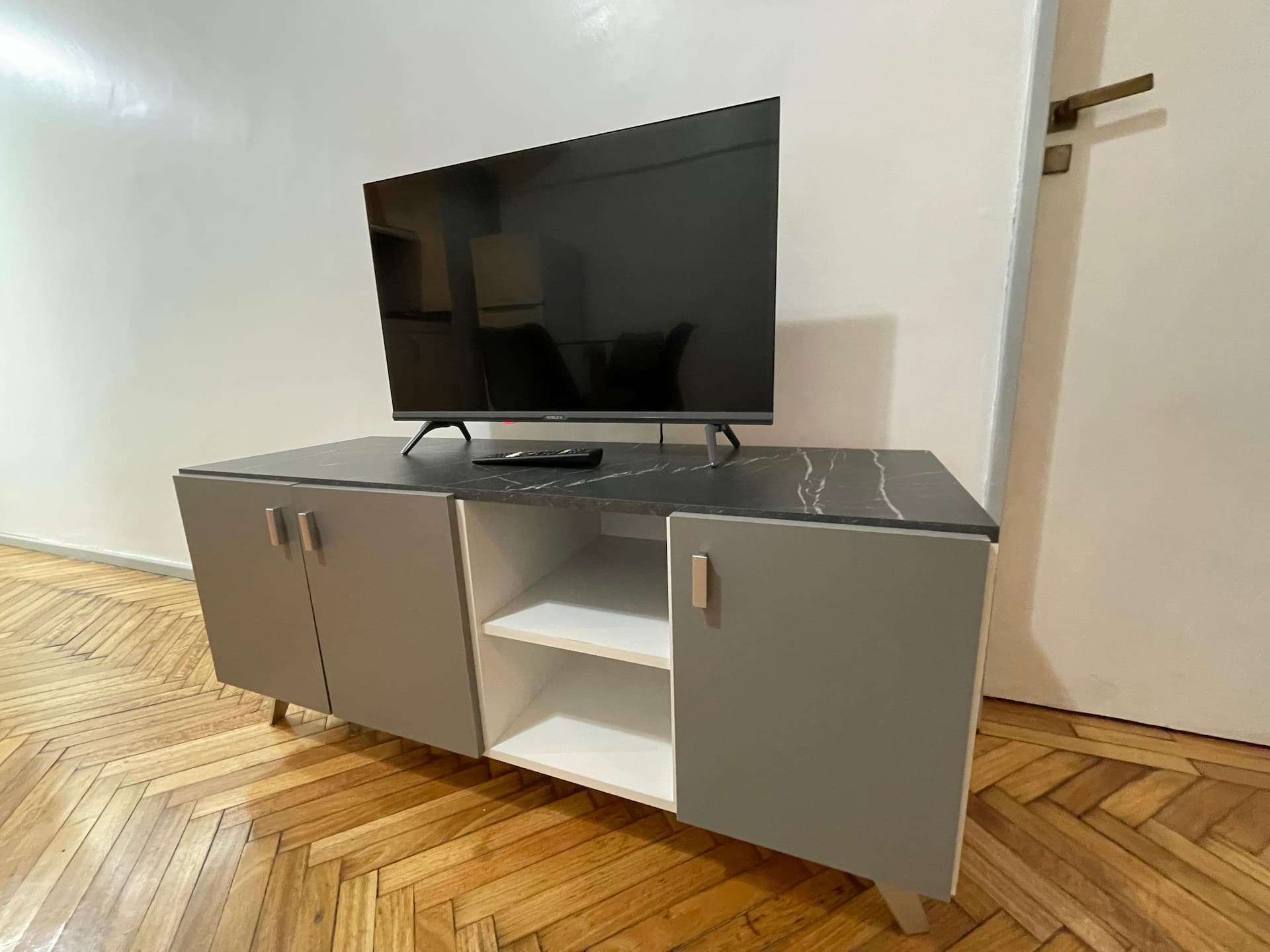 Studio en Av Santa Fe. Recoleta