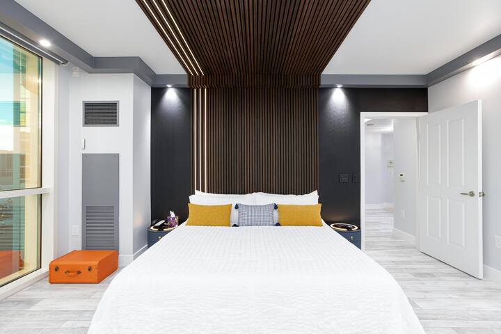 RARE Luxury Suite | Strip View | No Resort Fees! gallery image 5
