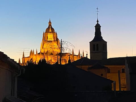 Successful Airbnb property: San Martín IV in Segovia