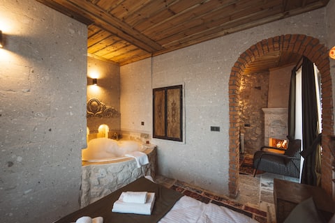 Luxury Suite | Balkon & Jakuzi