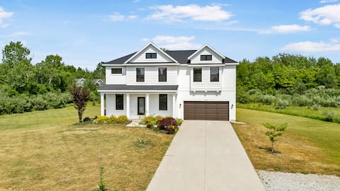 Family Friendly Bike Trail Retreat with Hot Tub
