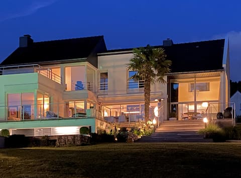 Luxury villa Gulf of Morbihan sea view pool