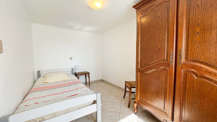 СОБА  НА ПРИЗЕМЈЕ 
1 ЕДИНЕЧЕН
