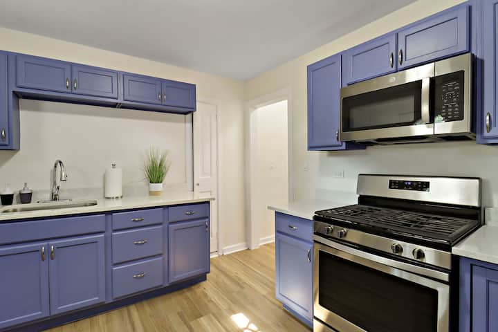 Navy Blue House Getaway | 4bd2ba - Gurnee, IL