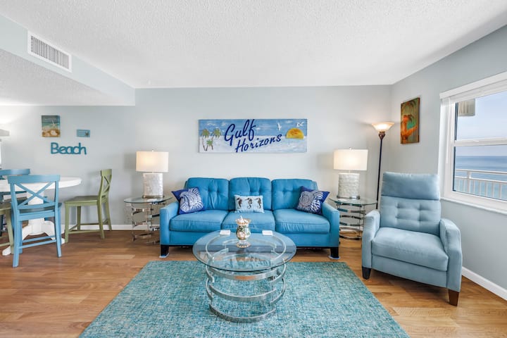 Private Beachfront, Live Music & Restaurants #507 - Treasure Island, FL