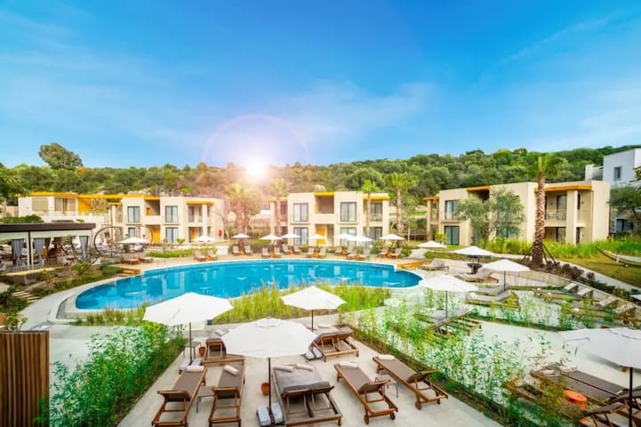 Helis Suites Bitez managed Airbnb listing 2