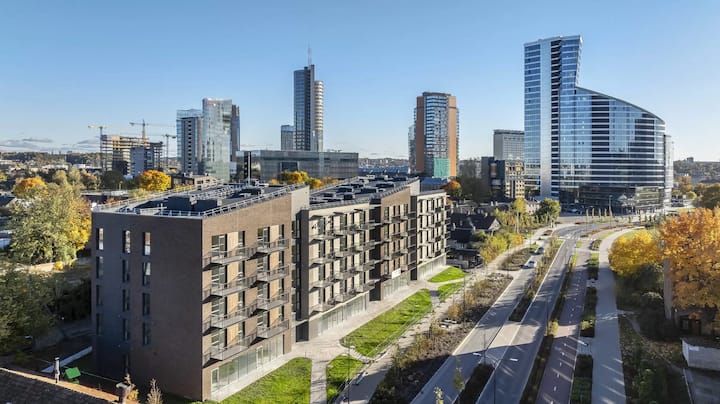 Skyscraper City View Apartment - Vilnius