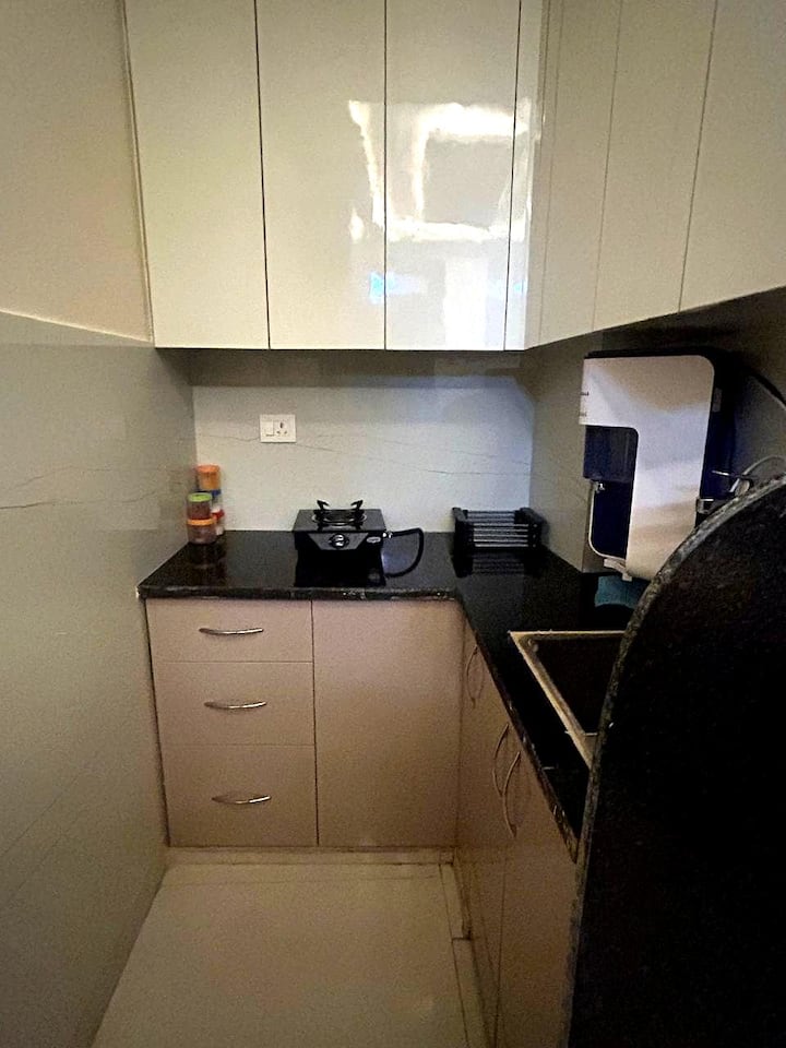 Studio Rooms In South Delhi - Delhi