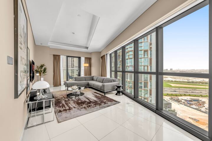 Ivy Luxury Holiday Homes managed Airbnb listing 2