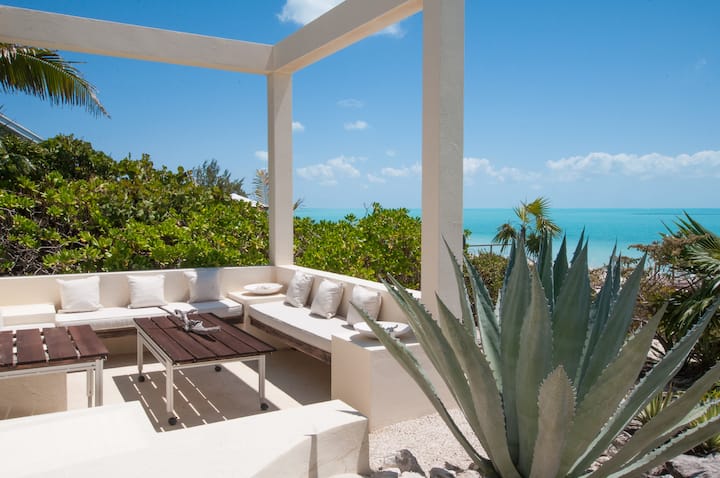 Aqua Del Rose 1br Beach Cottage - Turks e Caicos