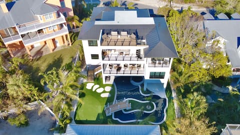 Lazy River! Mini Golf! Sleeps 16 Gulf Views! Spa