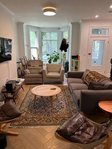 Heritage Charm w/ Rooftop Oasis gallery image 4