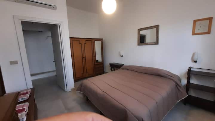 Спална соба 2