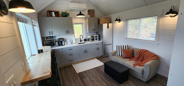 Tiny Home, Big View, Private - Manson, WA