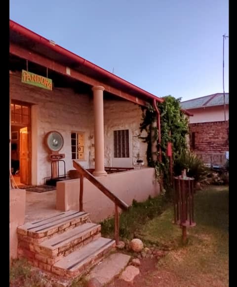 Pandora Self Catering   Stop Over  - Pet Friendly