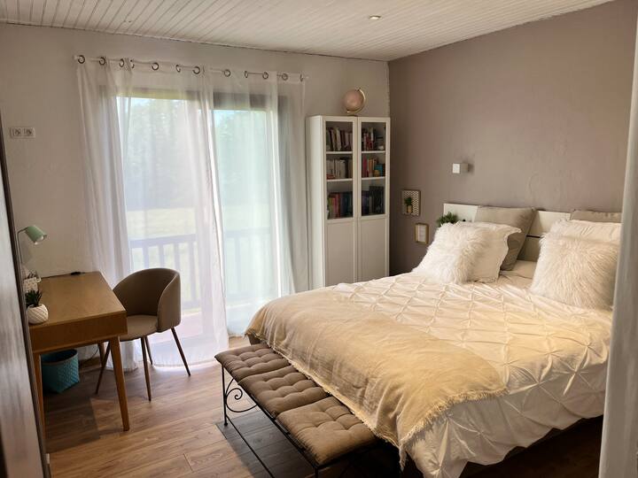 DHOMA E GJUMIT 1 / APARTAMENT KATI I PARË