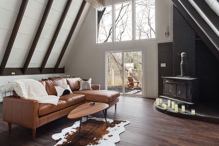 Luxury Aframe! Walk To Greenway! Fenced Backyard! - Asheville, NC