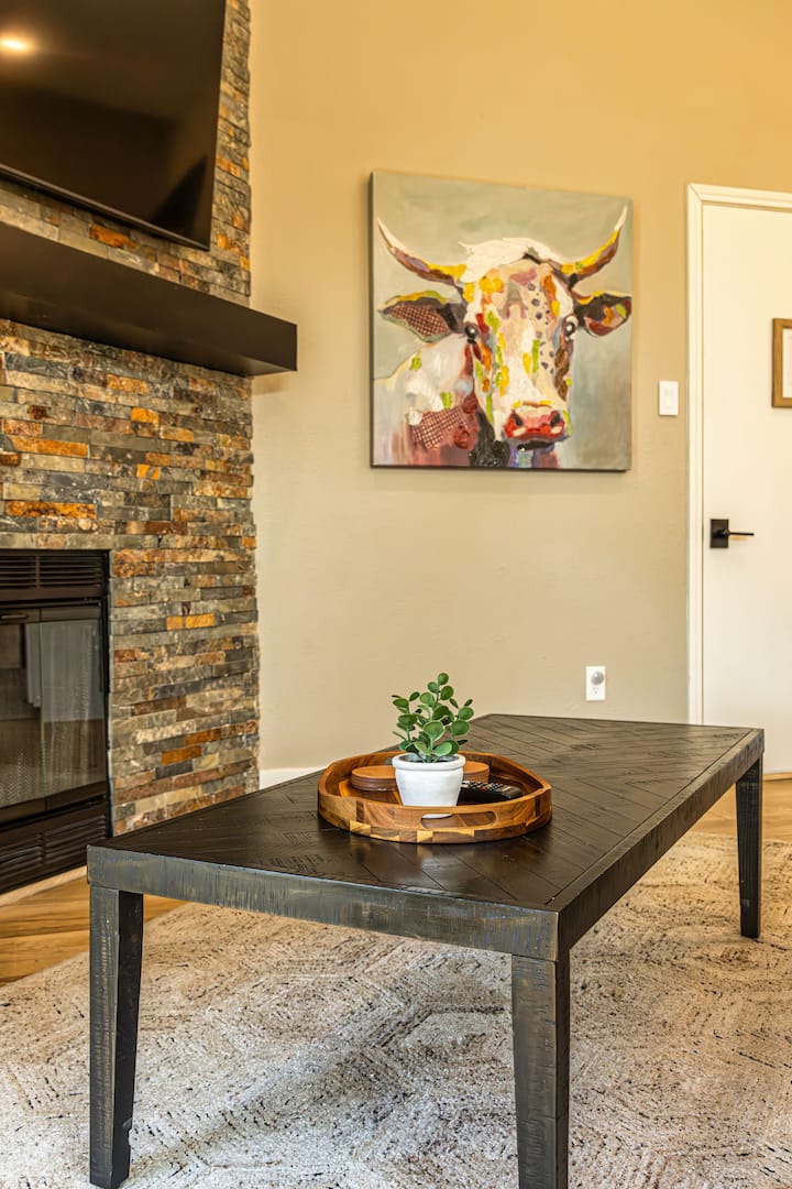 Frisco Family Escape: Private Pool | Game Room! - Frisco, TX