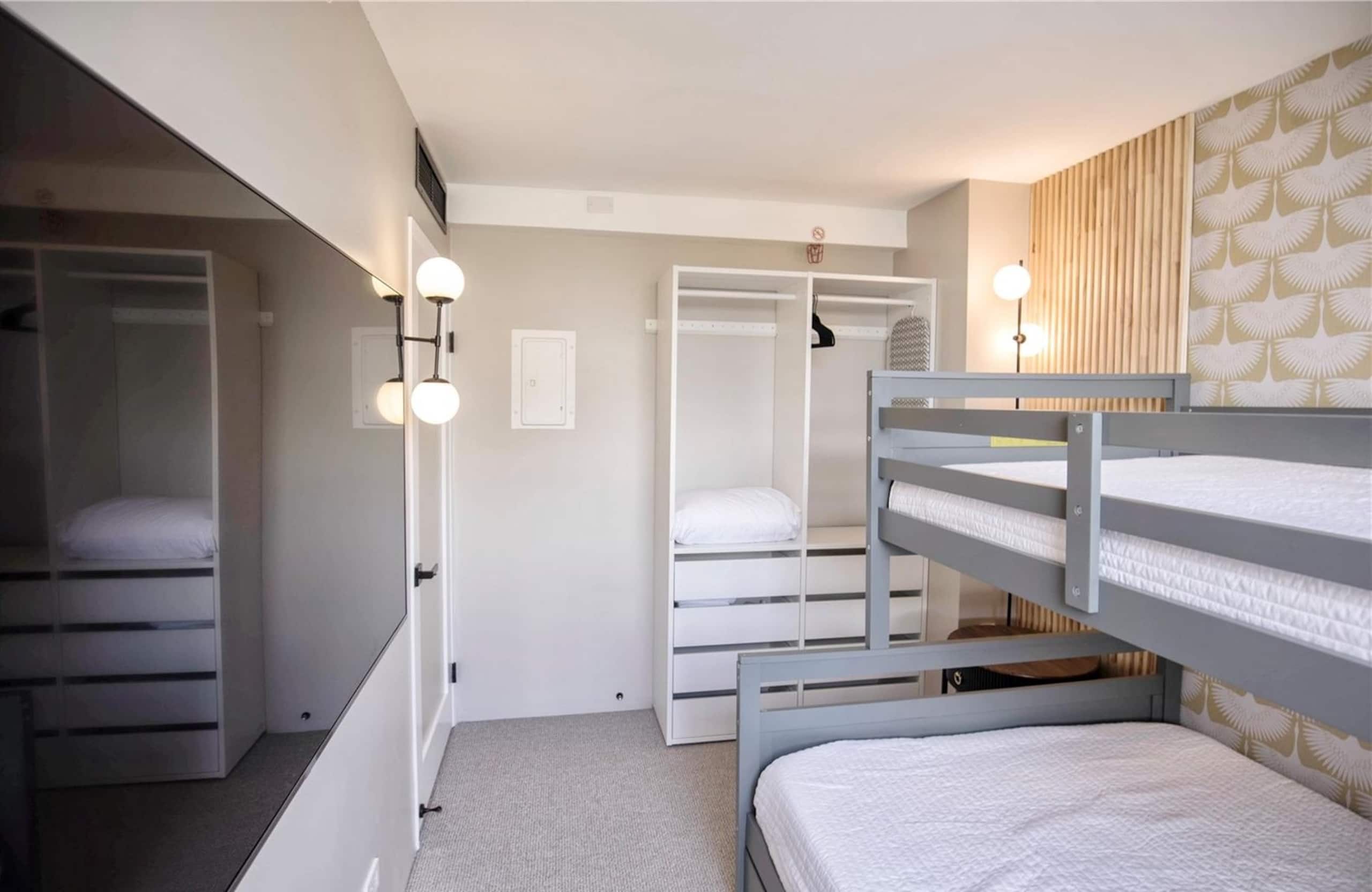 Oceanview Luxury 2BR | Diamond Head | Waikiki - Image 17