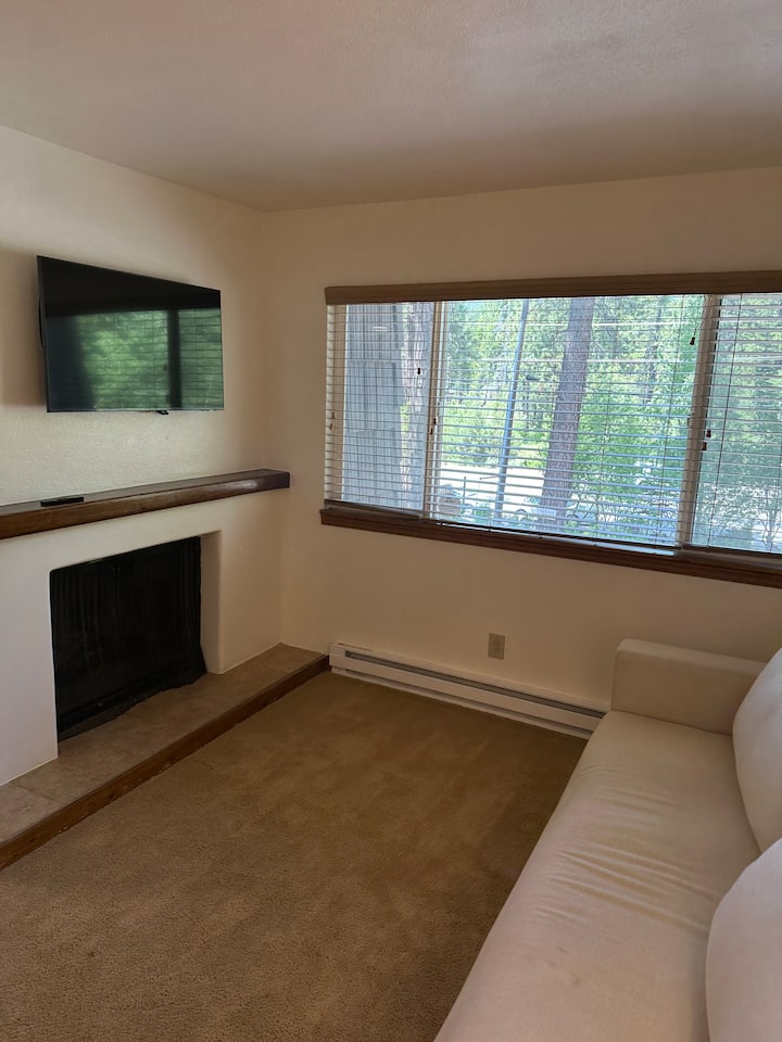 Beautiful Lakeside Condo - North Lake Tahoe, CA
