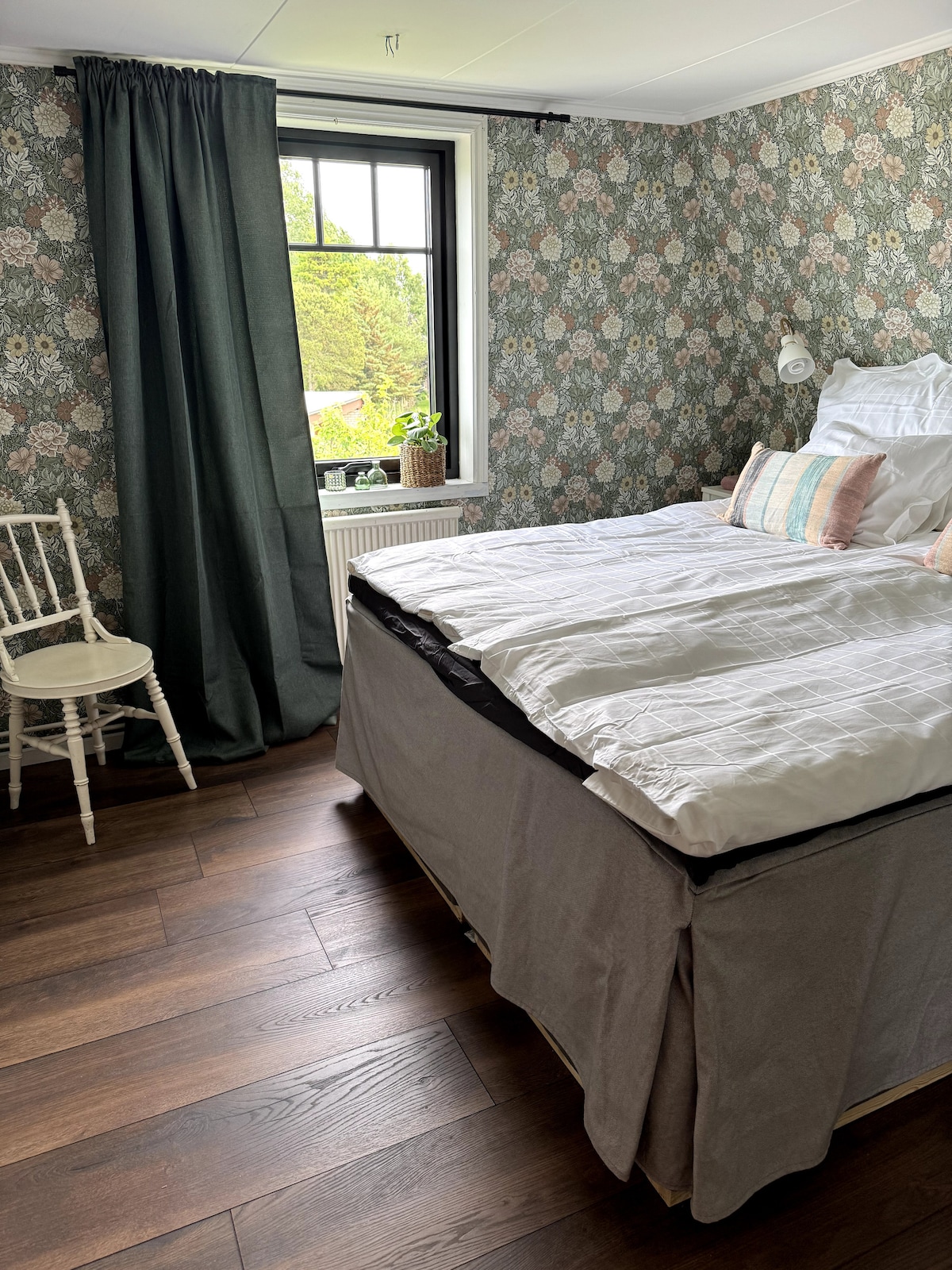 საძინებელი 1