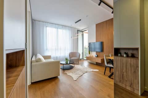 Popular Airbnb listing: Lux Terra 49•Location•Spa•Free Garage•View in Златиборски