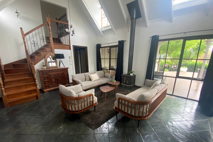 Kids paradise – park AND beach. Amazing location! gallery image 4