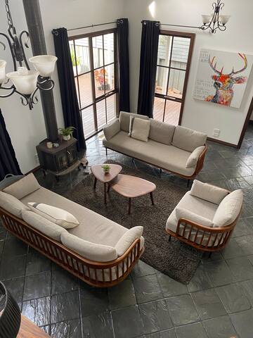 Kids paradise – park AND beach. Amazing location! gallery image 2