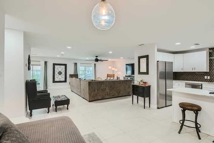 • Истински луксозен живот
