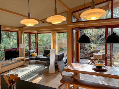 Airbnb performant: The Glass House: Eco-Chic Architect Villa à Seignosse