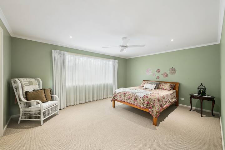 غرفة النوم 1