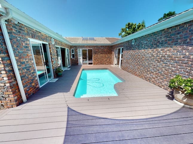 Guest favorite listing in Blouberg