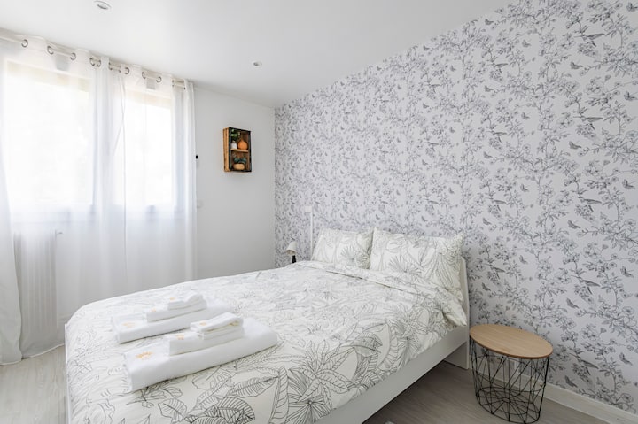 ห้องพักพร้อมเตียงคู่