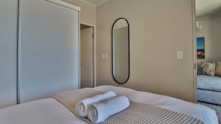 105 Mossel Cove Unique And Trendy - Mossel Bay