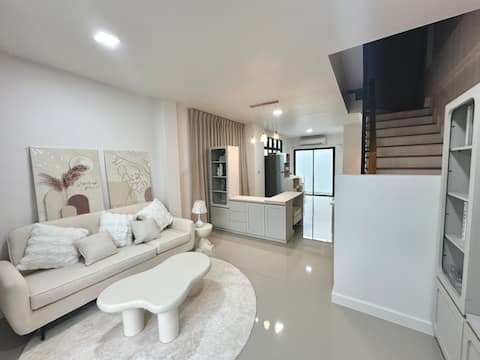 Minimalist style house in Don Mueang, near the airport