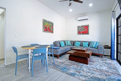 Popular Airbnb listing: Casa Colibri in El Centenario