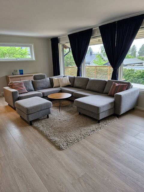 Top Airbnb: Detached house near forest and field with electric car charger in Akershus