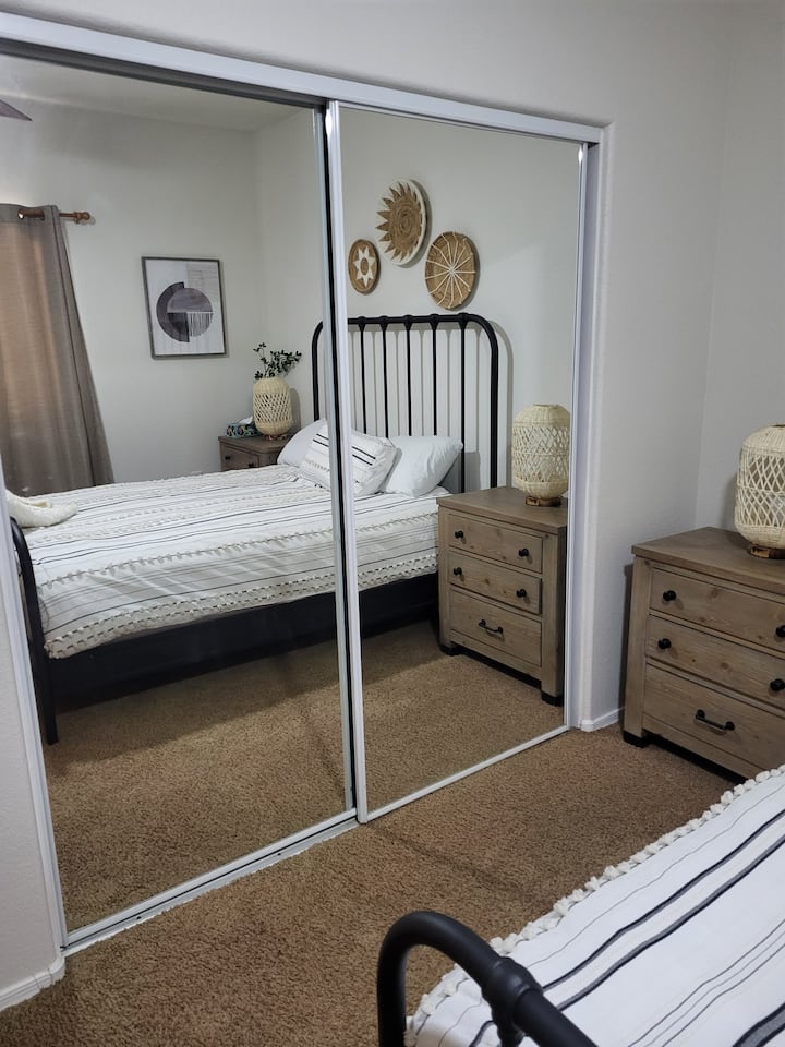 Private Room in Scottsdale Condo - Condominiums for Rent in